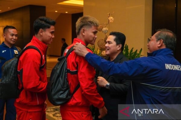 Ketua Umum PSSI Mengantar Keberangkatan Timnas Indonesia Menuju Australia Timnas Indonesia Mendarat di Sydney