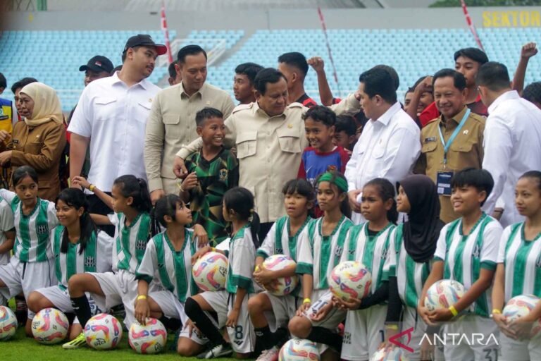 Prabowo Subianto Resmi Luncurkan 17 Stadion Berstandar FIFA di Indonesia