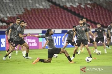 Timnas Bahrain Uji Coba Lapangan SUGBK Sebelum Melawan Timnas Indonesia