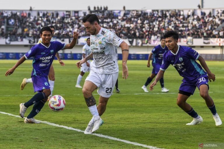 Lefundes: Persita Tangerang Berhak Dapatkan Kemenangan atas Persib