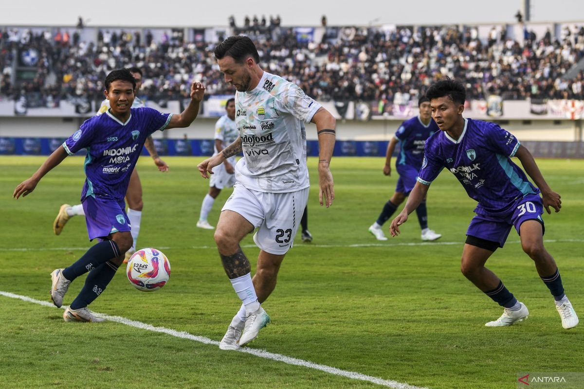 Lefundes: Persita Tangerang Berhak Dapatkan Kemenangan atas Persib