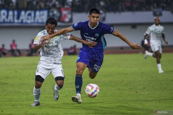 Walau Tak Meraih Kemenangan, Hodak Tetap Puji Penampilan Tim Persib