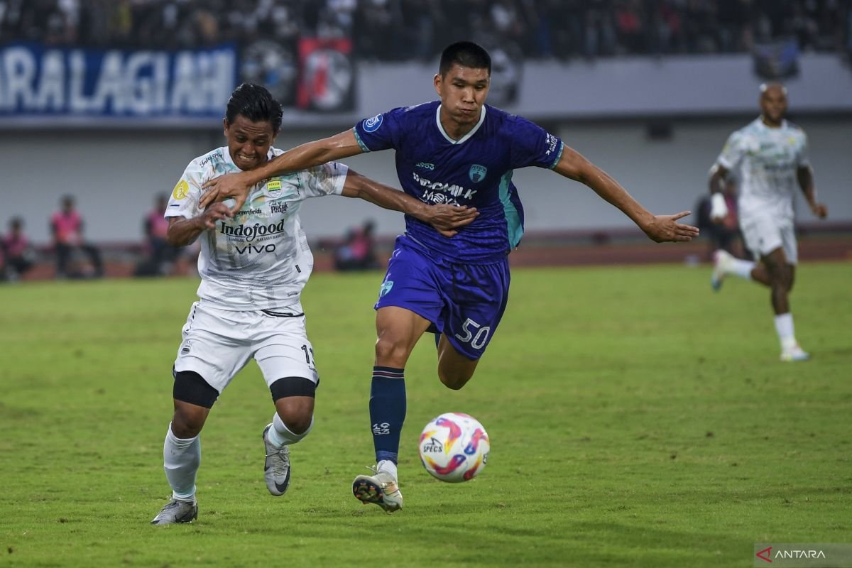Walau Tak Meraih Kemenangan, Hodak Tetap Puji Penampilan Tim Persib