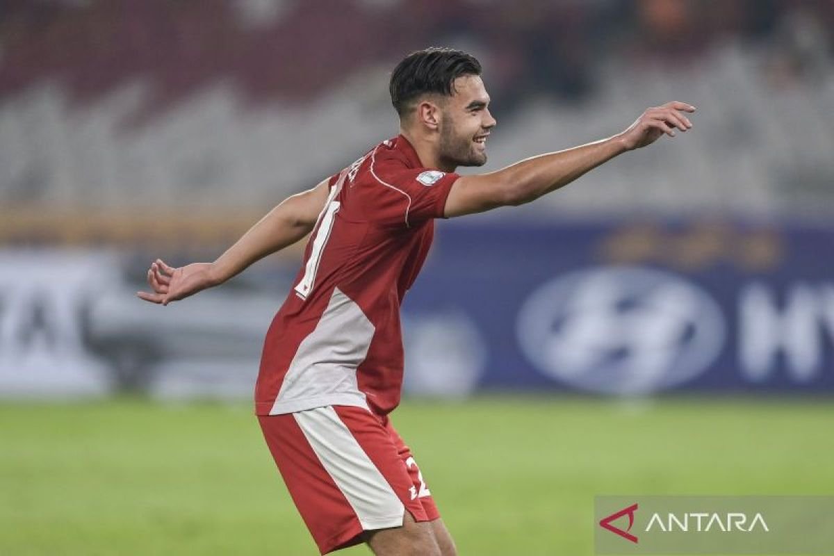 Tentu! Berikut adalah beberapa alternatif judul untuk "Pendapat Vanenburg tentang Selebrasi Pacu Jalur Jens Raven":

1. "Pandangan Vanenburg mengenai Perayaan Pacu Jalur Jens Raven"
2. "Konteks Budaya: Pendapat Vanenburg tentang Selebrasi Pacu Jalur Jens Raven"
3. "Refleksi Vanenburg terhadap Acara Pacu Jalur Jens Raven"
4. "Eksplorasi Pendapat Vanenburg tentang Perayaan Pacu Jalur Jens Raven"
5. "Tinjauan Vanenburg terhadap Selebrasi Tradisi Pacu Jalur Jens Raven"

Silakan pilih yang paling sesuai atau minta alternatif lainnya!
